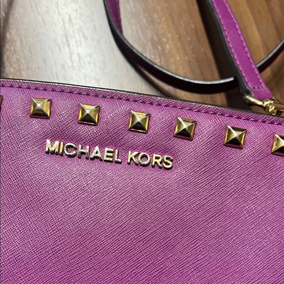 Michael Kors Purple Studded Crossbody Bag - Picture 2 of 8